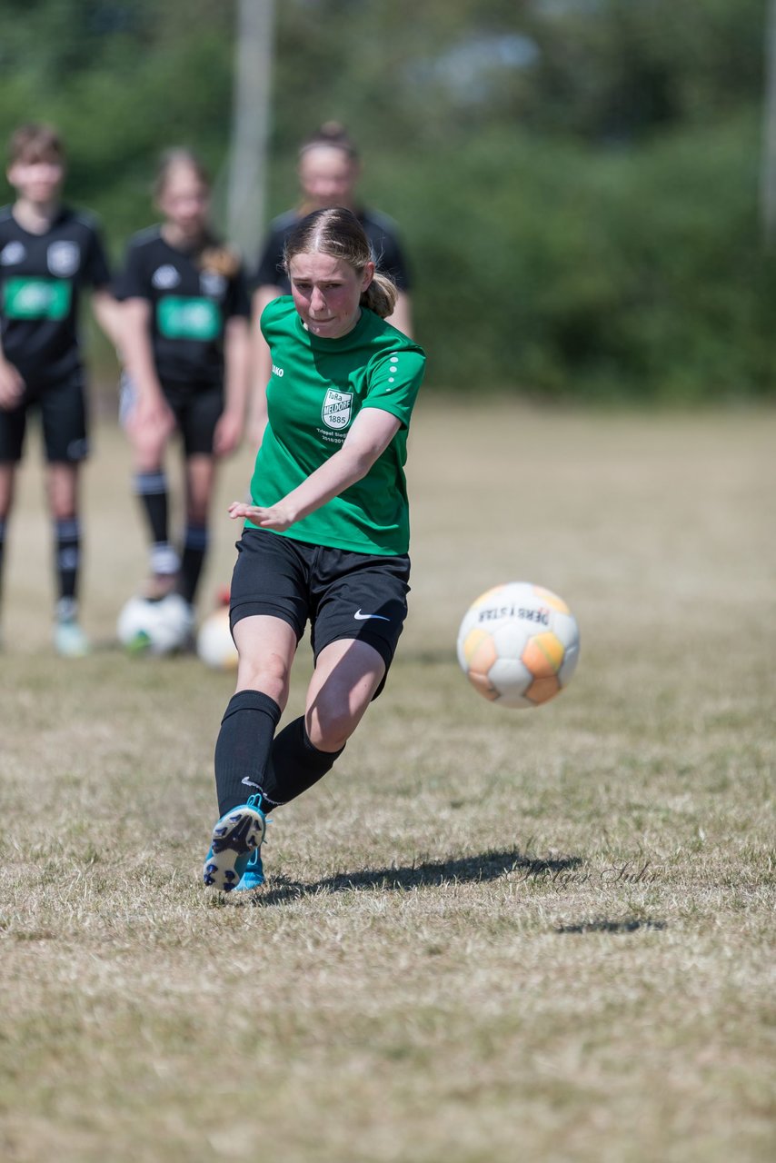 Bild 183 - wBJ TuRa Meldorf/Buesum - JFV Luebeck : Ergebnis: 1:0